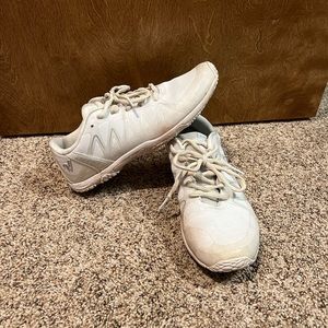 Varsity size 9 cheer shoes